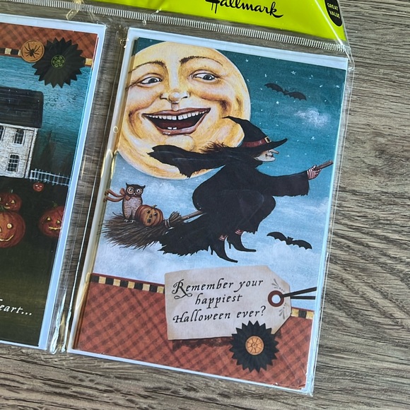 6 Hallmark Halloween Cards - 3 each of 2 designs - Picture 3 of 5
